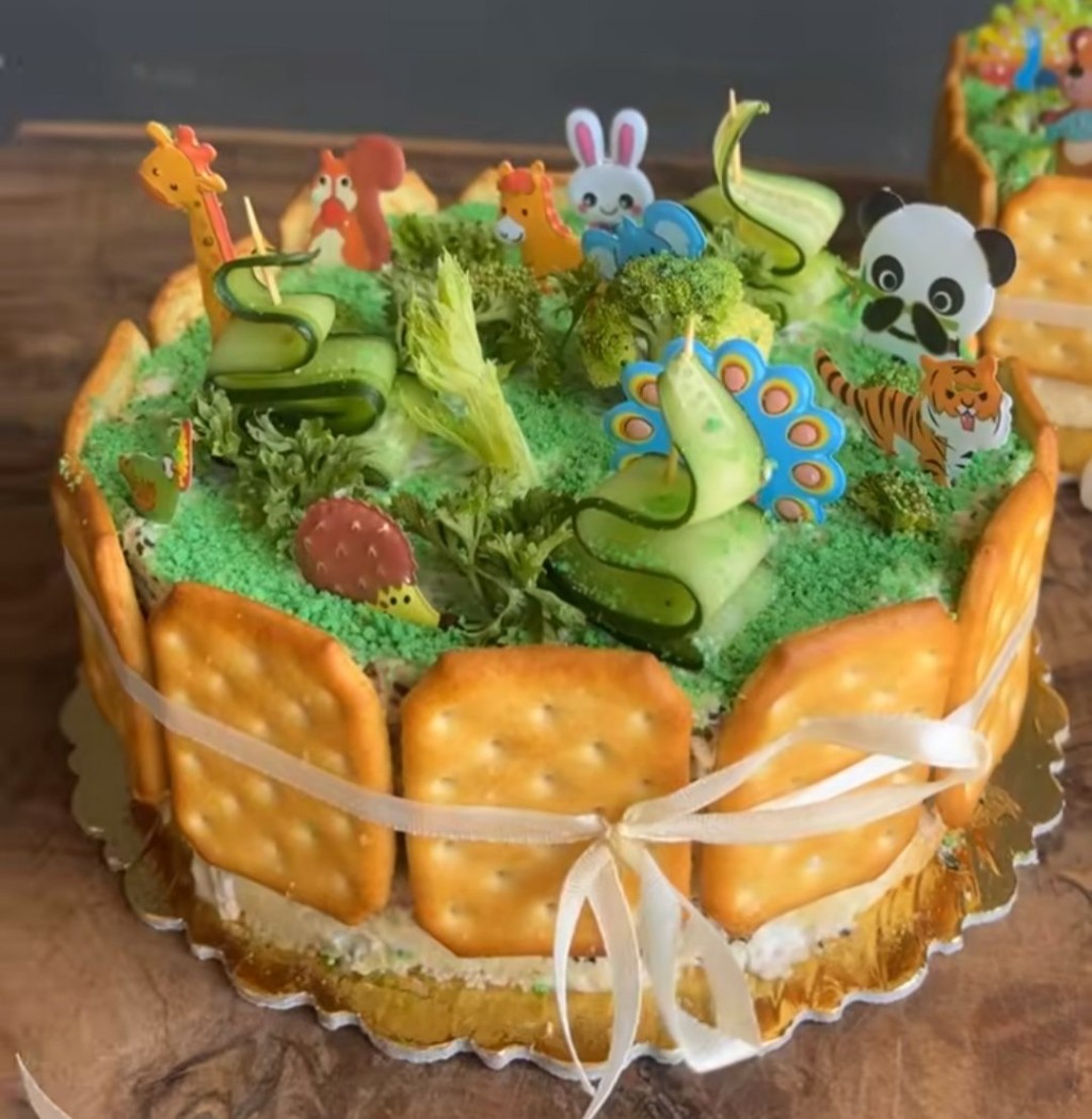 کیک مرغ کودکانه