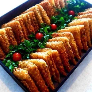 سمبوسه سیب زمینی و سمبوسه پیتزایی - تصویر 1