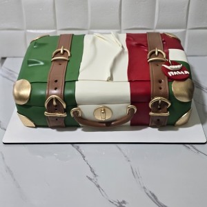 کیک چمدون فوندانت  - تصویر 3