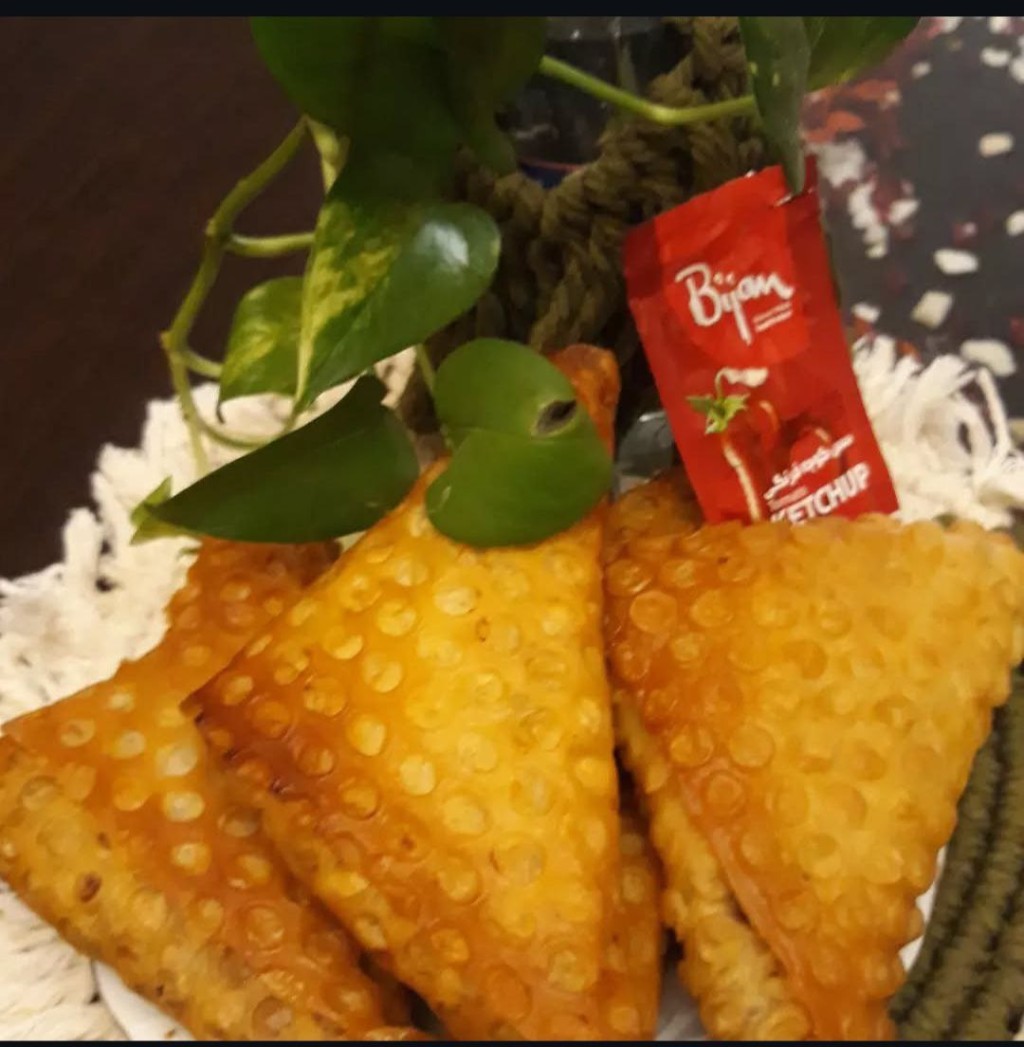 سمبوسه پیتزایی