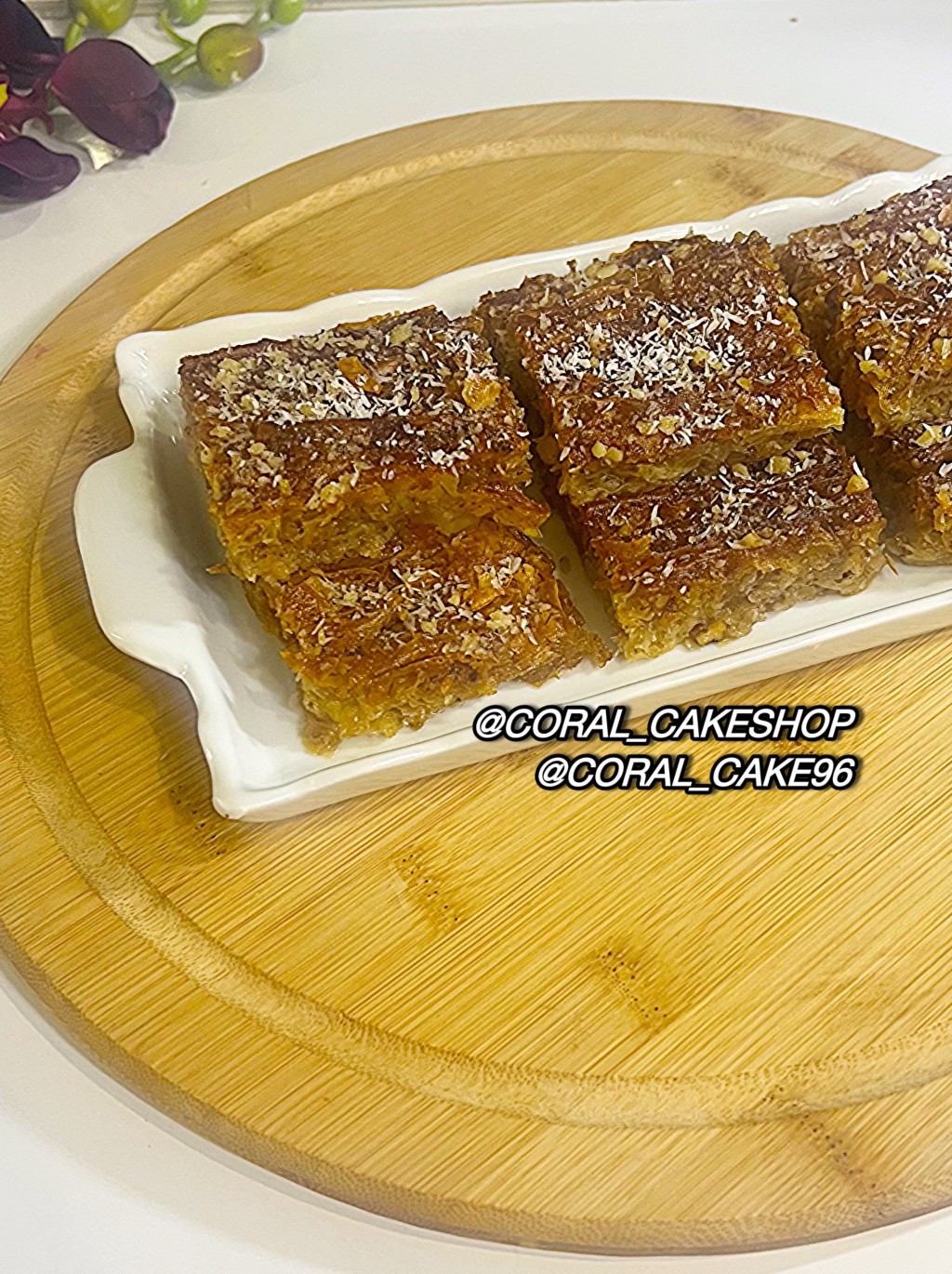 کیک باقلوا پیانو گردو و نارگیل