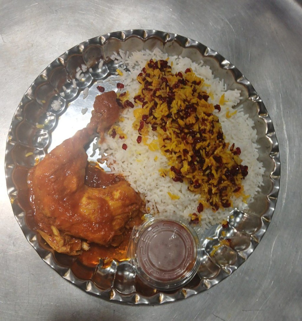 زرشک پلو بامرغ - تصویر 1