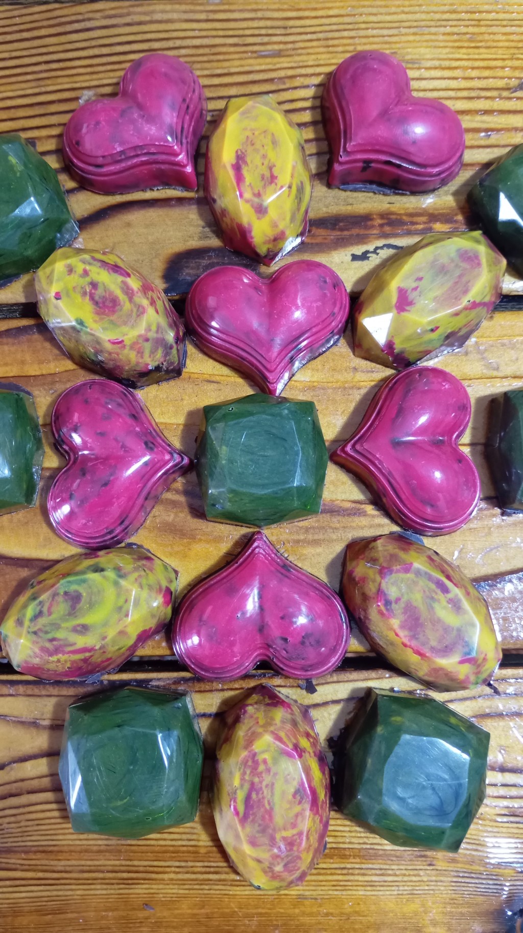 شکلات سنگی با فلینگ کارامل - تصویر 1