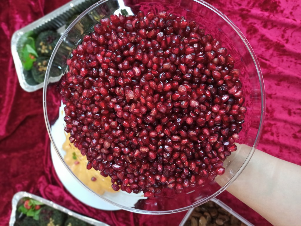 انار دانه شده