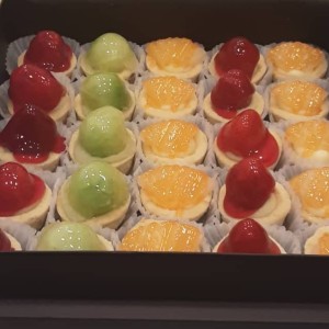 شیرینی مینیوم میوه‌ای