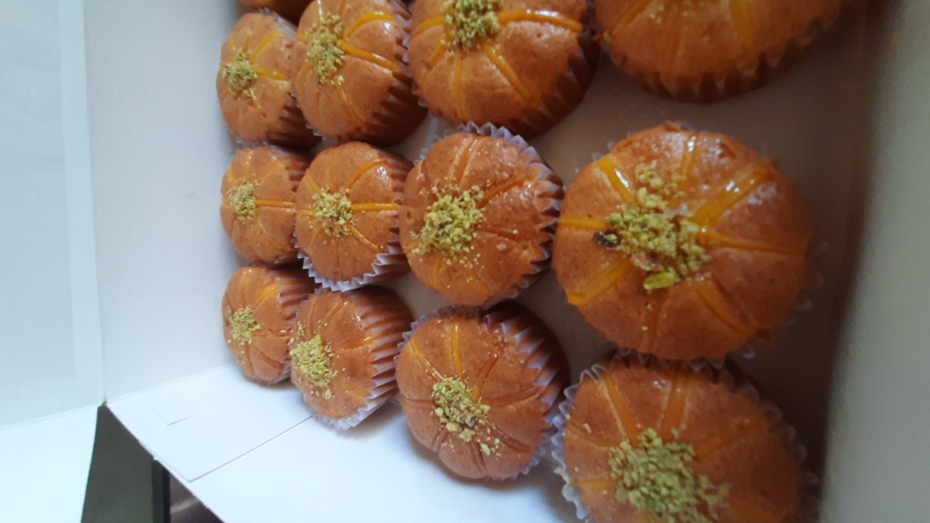 کاپ کیک کرم دار