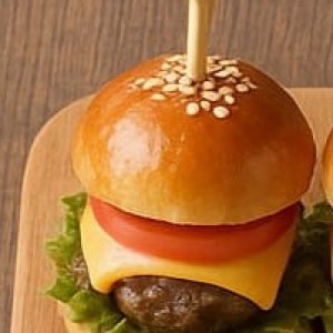 مینی برگر گوشت  - تصویر 1