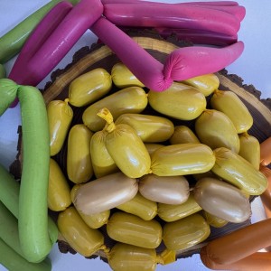 سوسیس آلمانی خانگی بدون نگهدارنده باگوشت گرم وتازه - تصویر 1