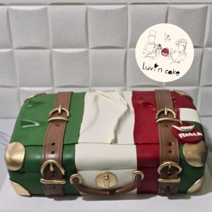 کیک چمدون فوندانت  - تصویر 5