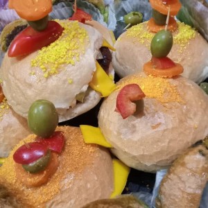 برگر و مینی برگر