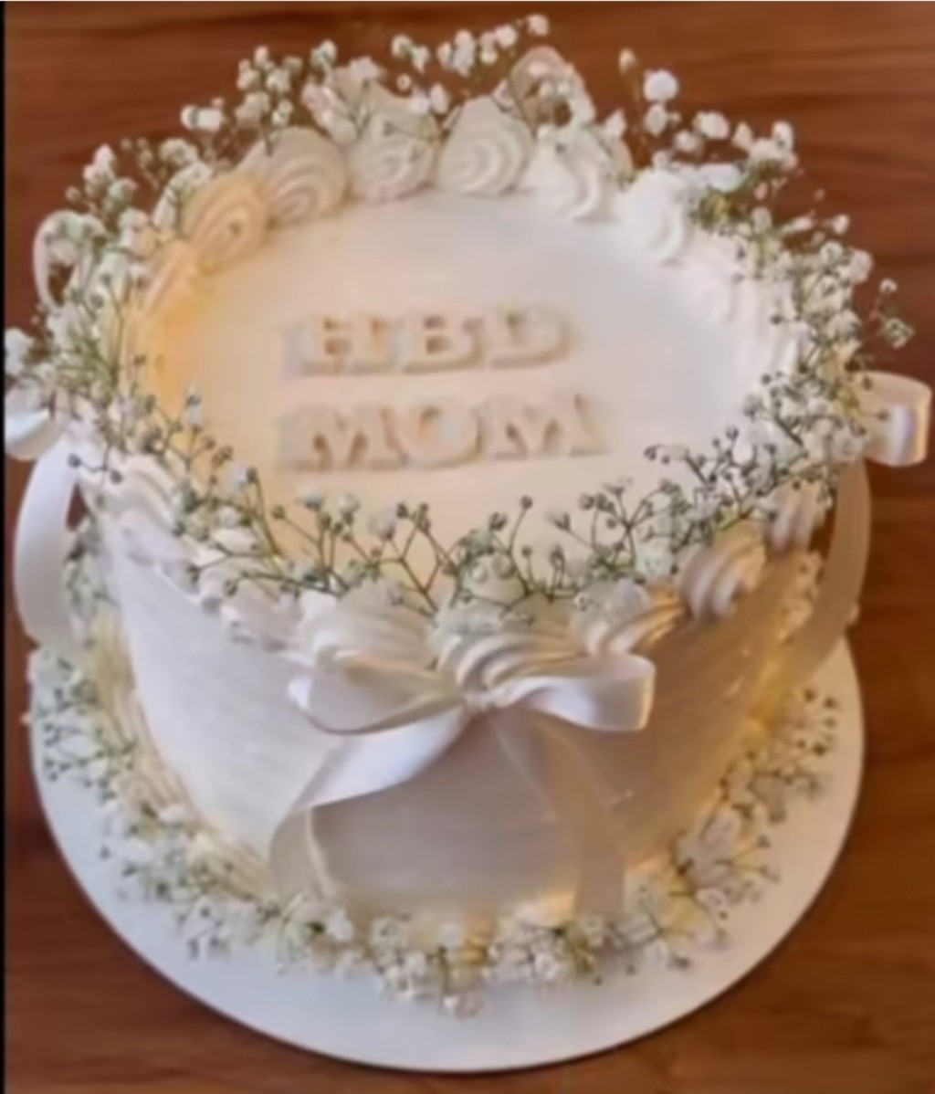 کیک روز مادر