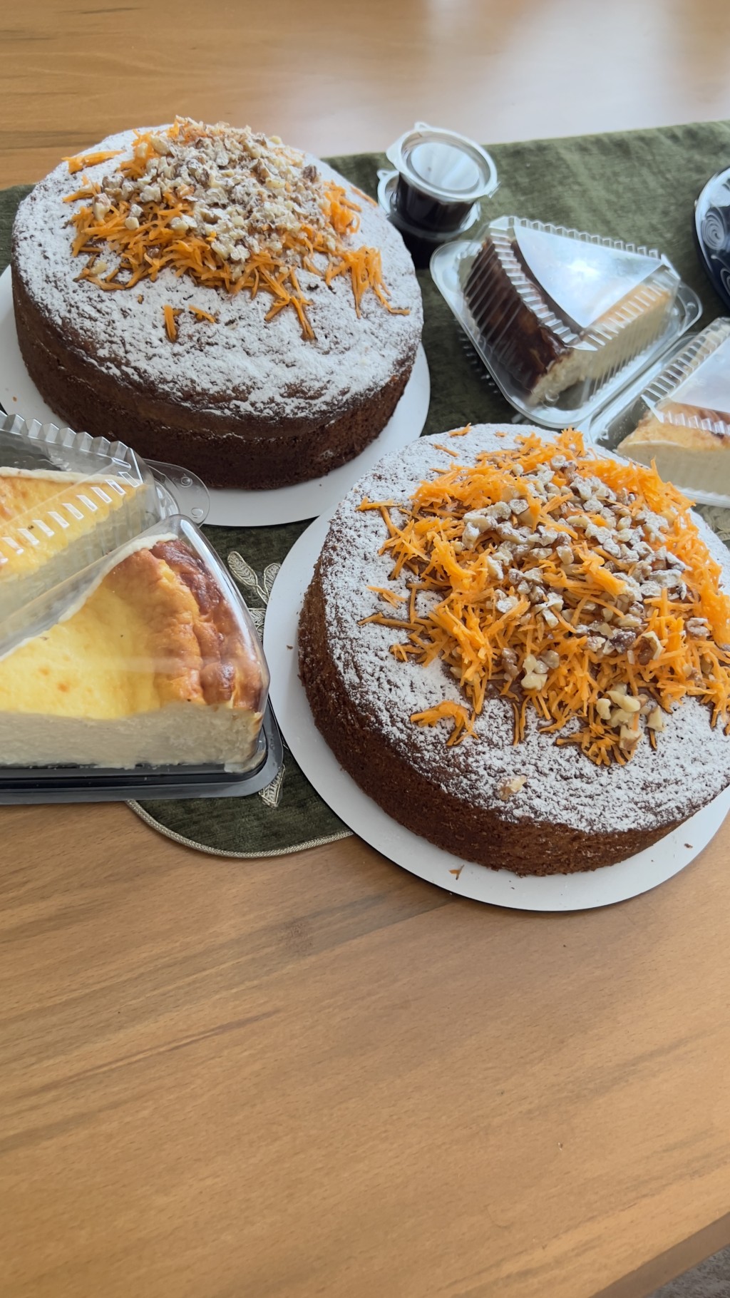 کیک هویج گردو دلبر - تصویر 1