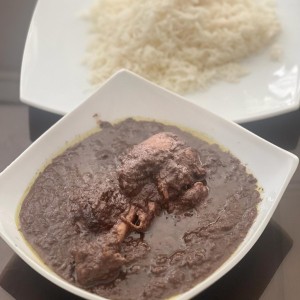 خورشت فسنجان با مرغ - تصویر 1