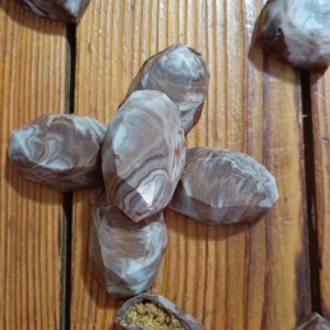 شکلات سنگی با فلینگ کارامل - تصویر 3