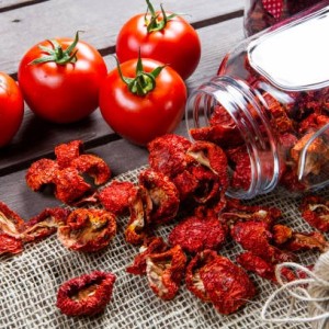 گوجه فرنگی خشک (100 گرمی)