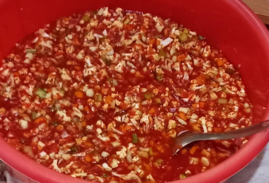 سالاد زمستانی تند وملس 