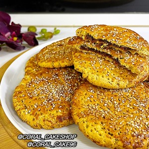 كلوچه خرمايي زيره و رازيانه دزفول