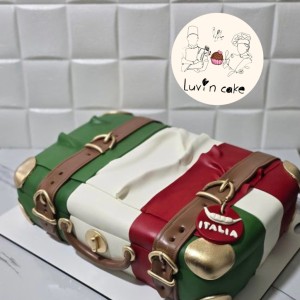 کیک چمدون فوندانت  - تصویر 4