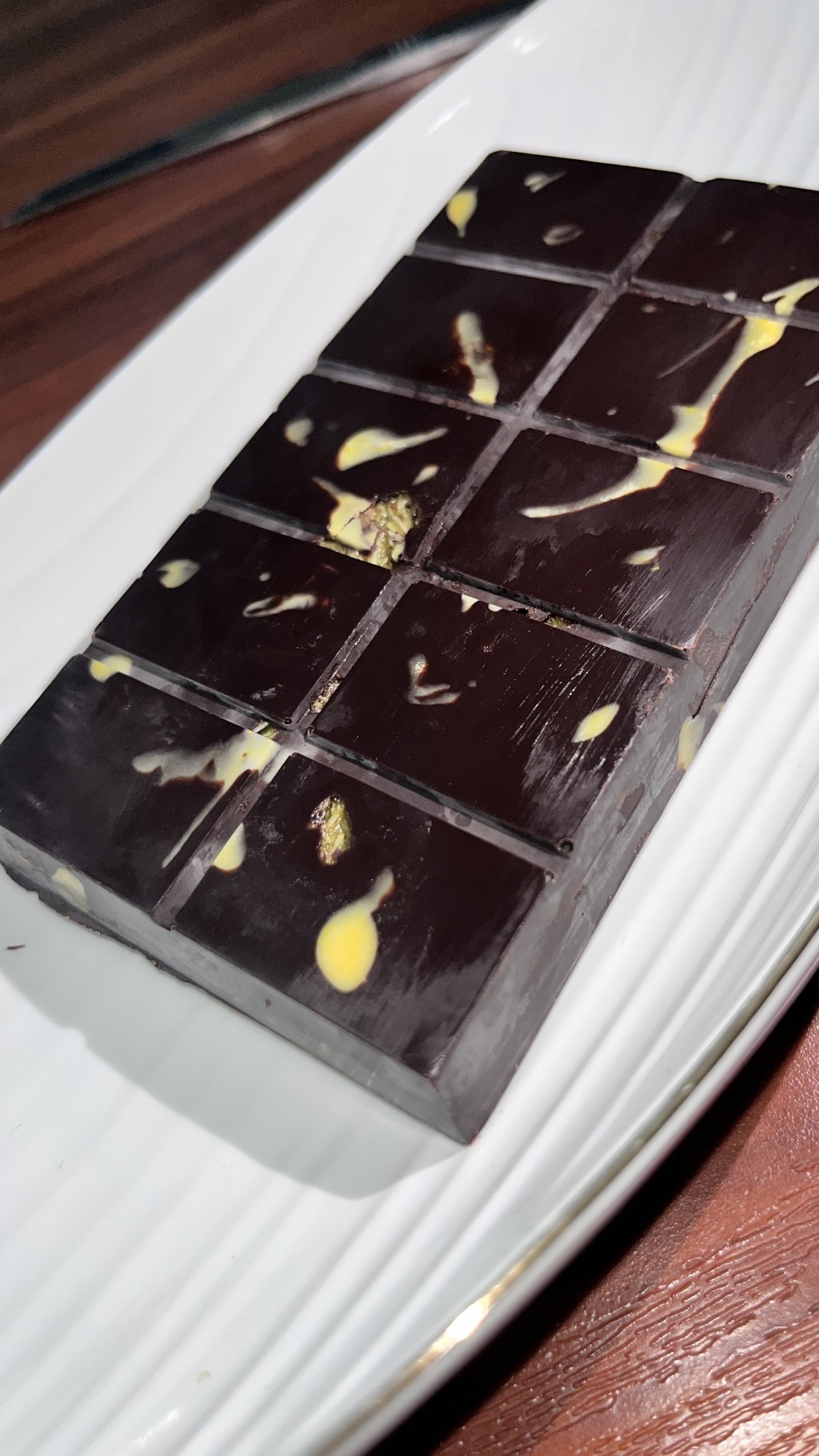 شکلات دبی  - تصویر 1