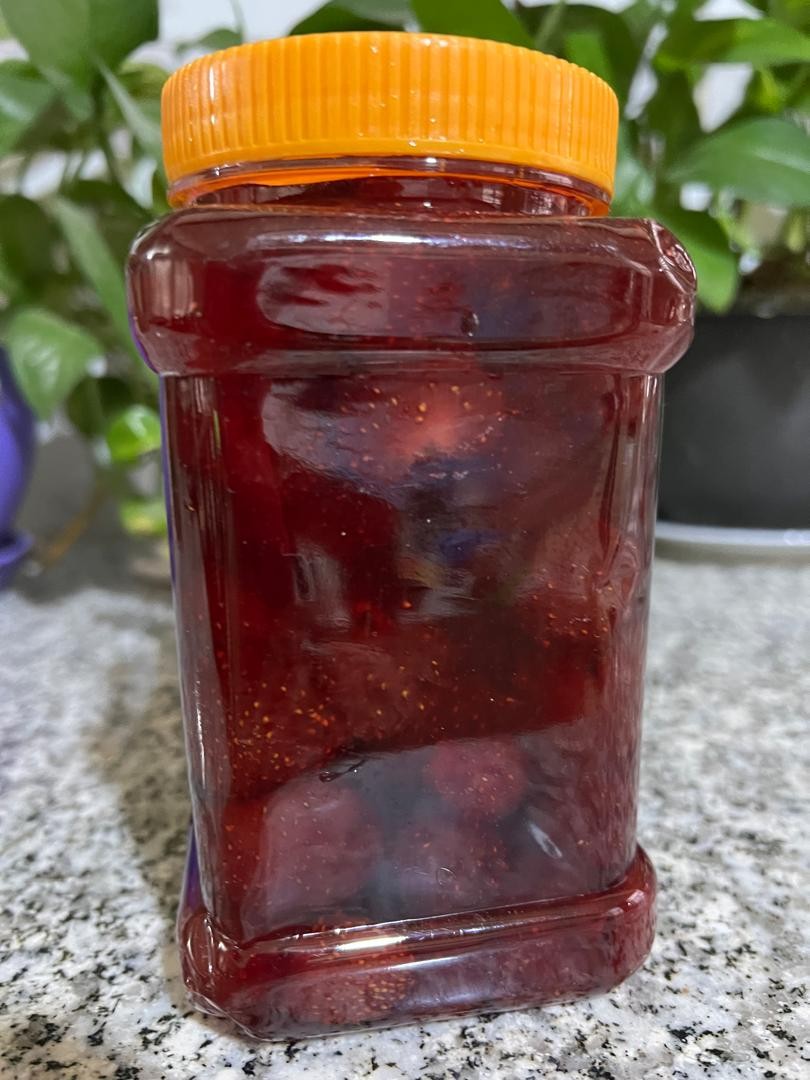 مربای توت فرنگی کیلویی