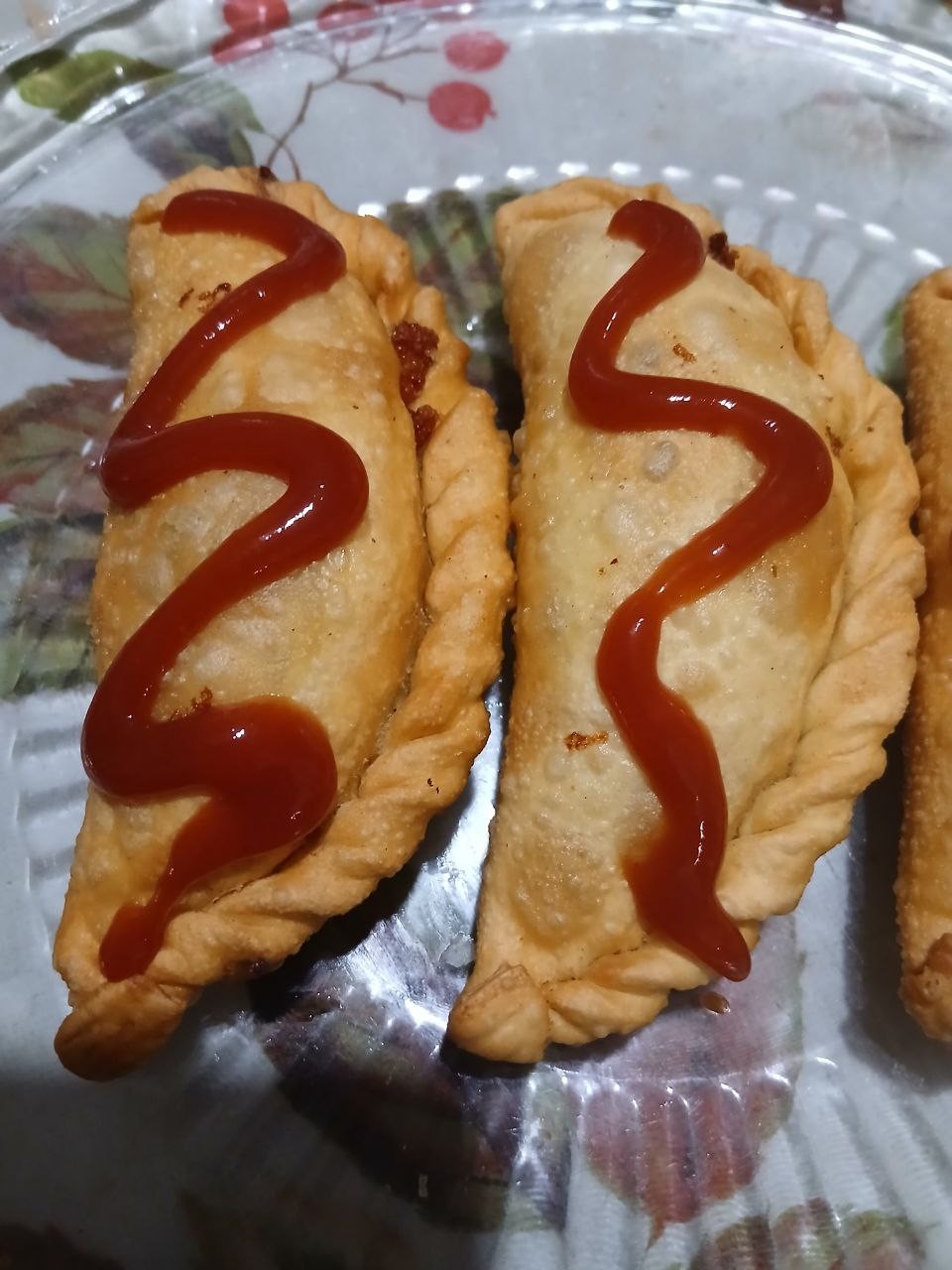 پیراشکی گوشت یا پیتزایی  عددی