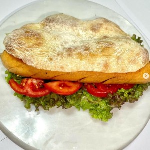 سوسیس آلمانی بوقلمون 