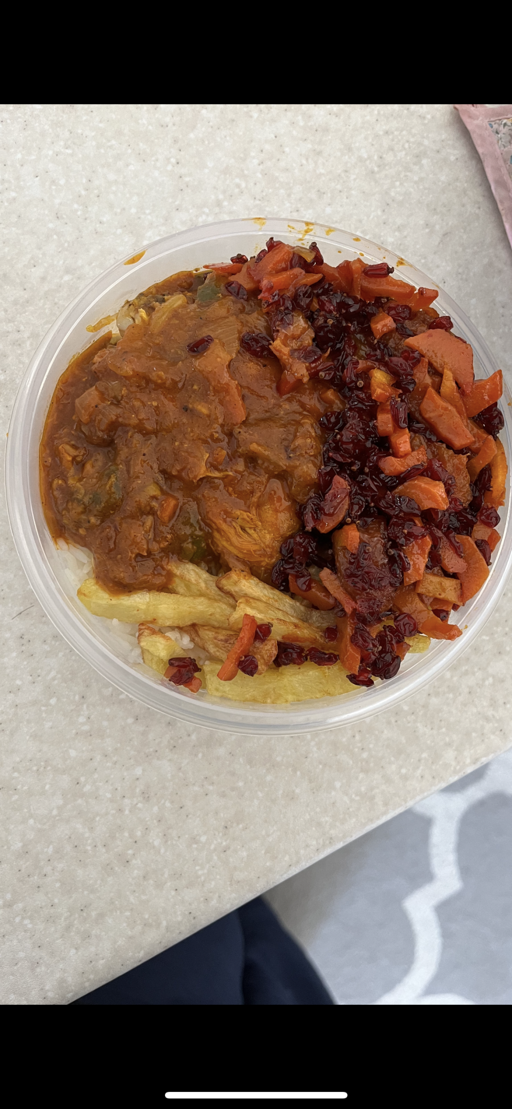 زرشک پلو با مرغ ویژه