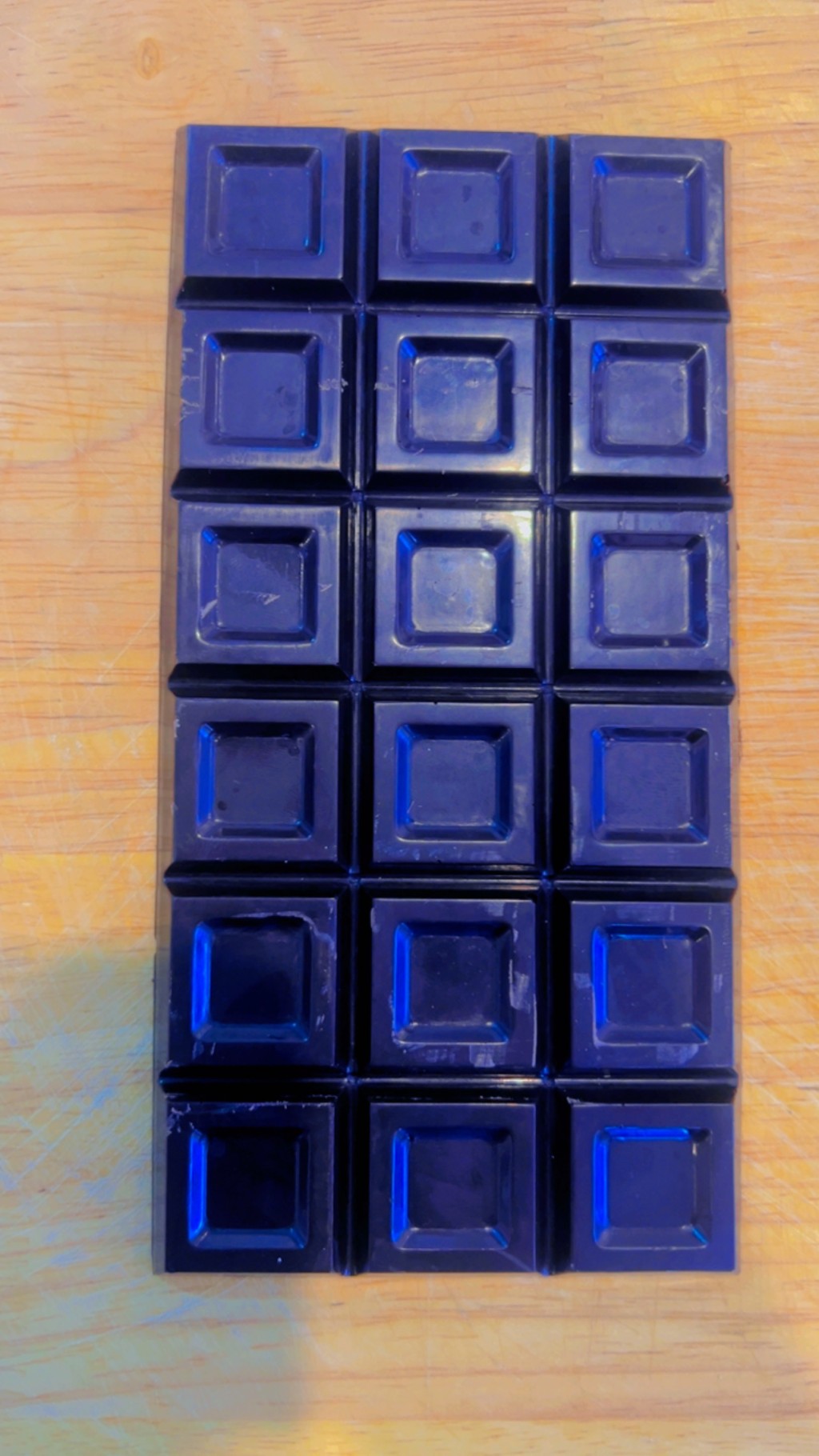 شکلات تخته ای تلخ 