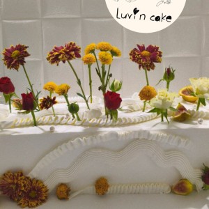 کیک عقد با گل طبیعی 