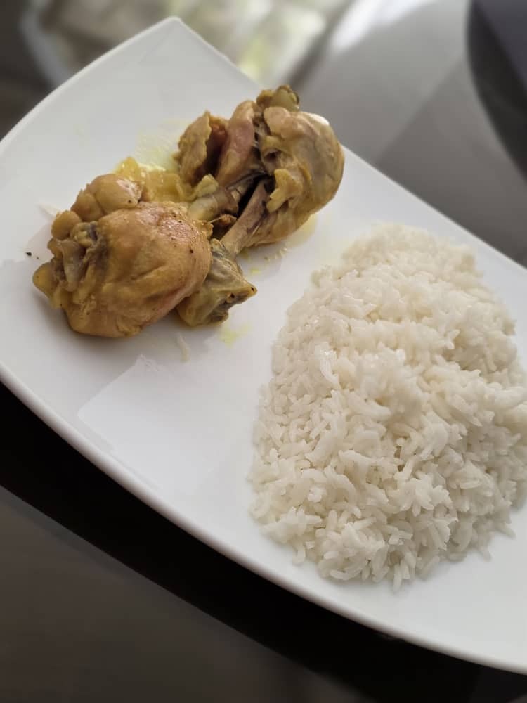 چلو مرغ زعفرانی - تصویر 1